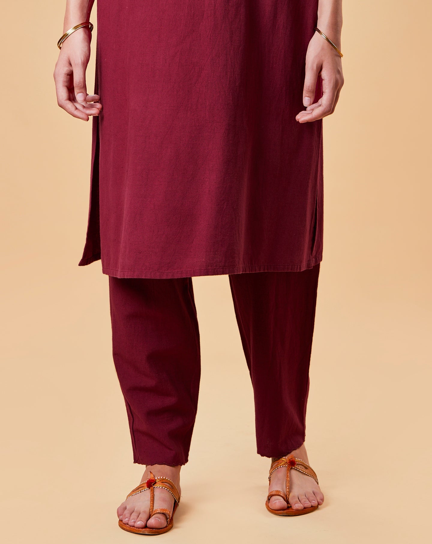 MAROON CUTWORK EMBROIDERED COTTON LINEN KURTA