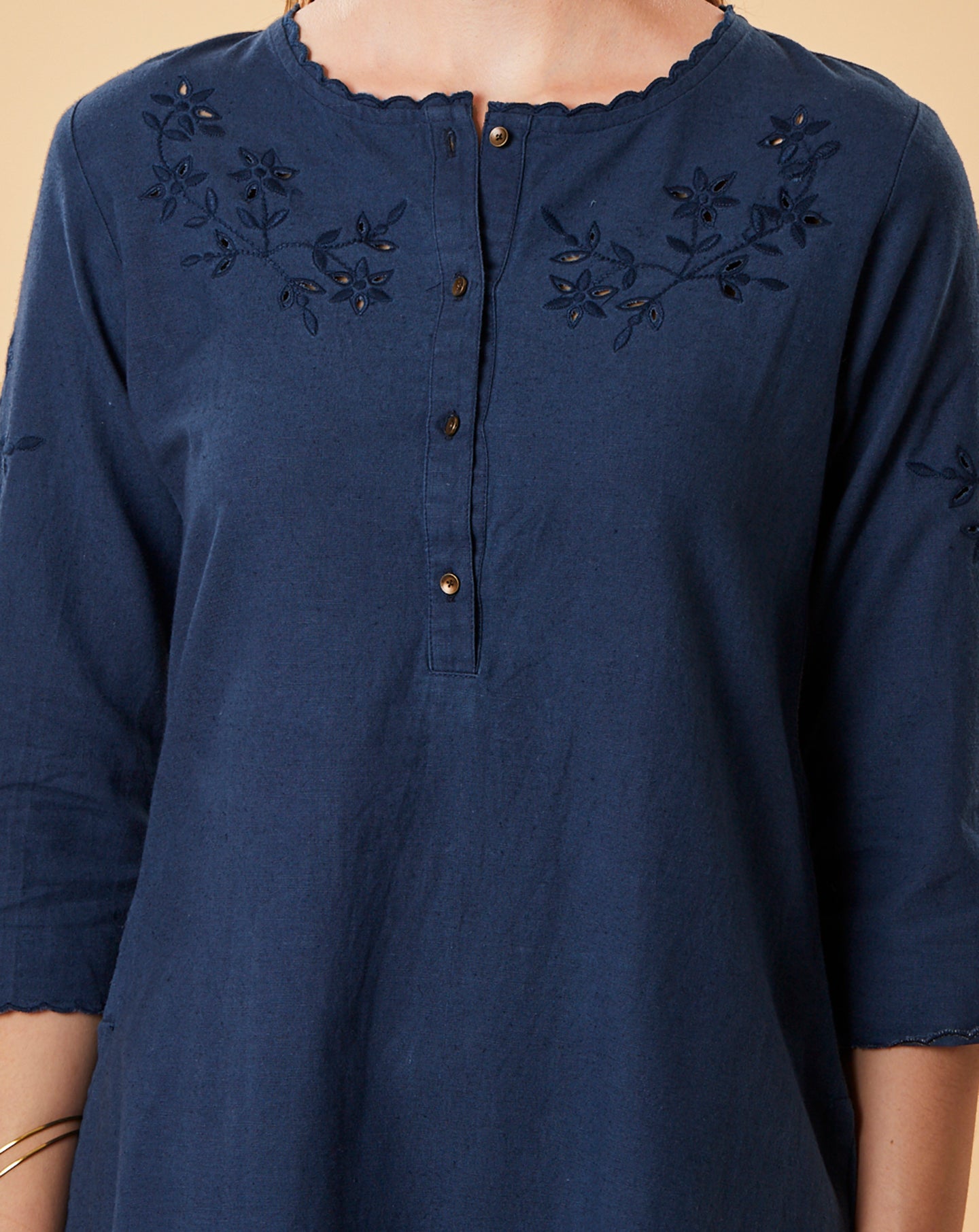 NAVY CUTWORK EMBROIDERED COTTON LINEN KURTA WITH PANTS