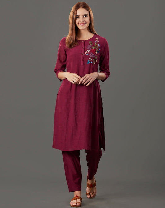 MAROON EMBROIDERED COTTON SILK KURTA