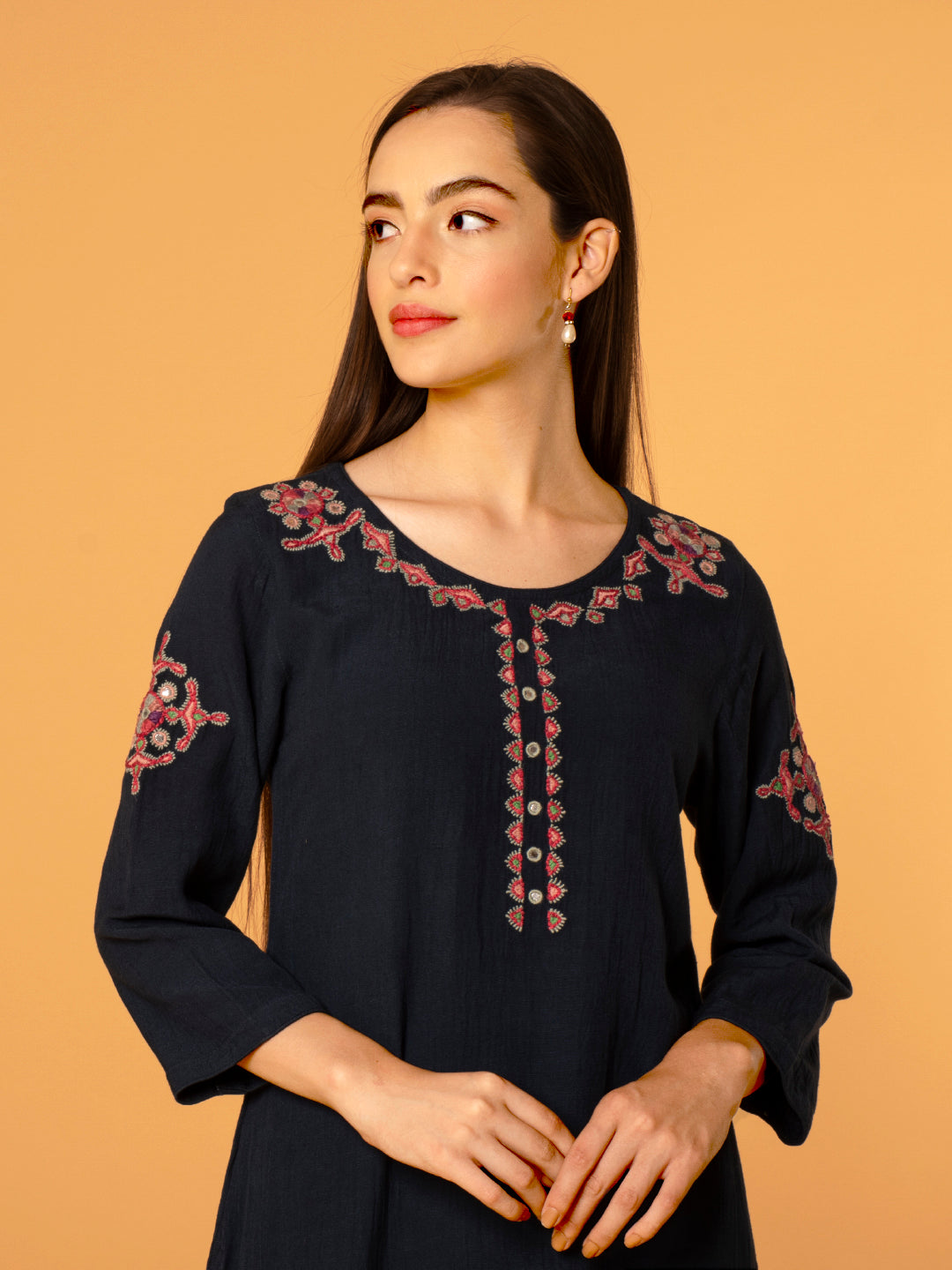NAVY BLUE MIRROR EMBROIDERED LINEN VISCOSE KURTA WITH PANTS